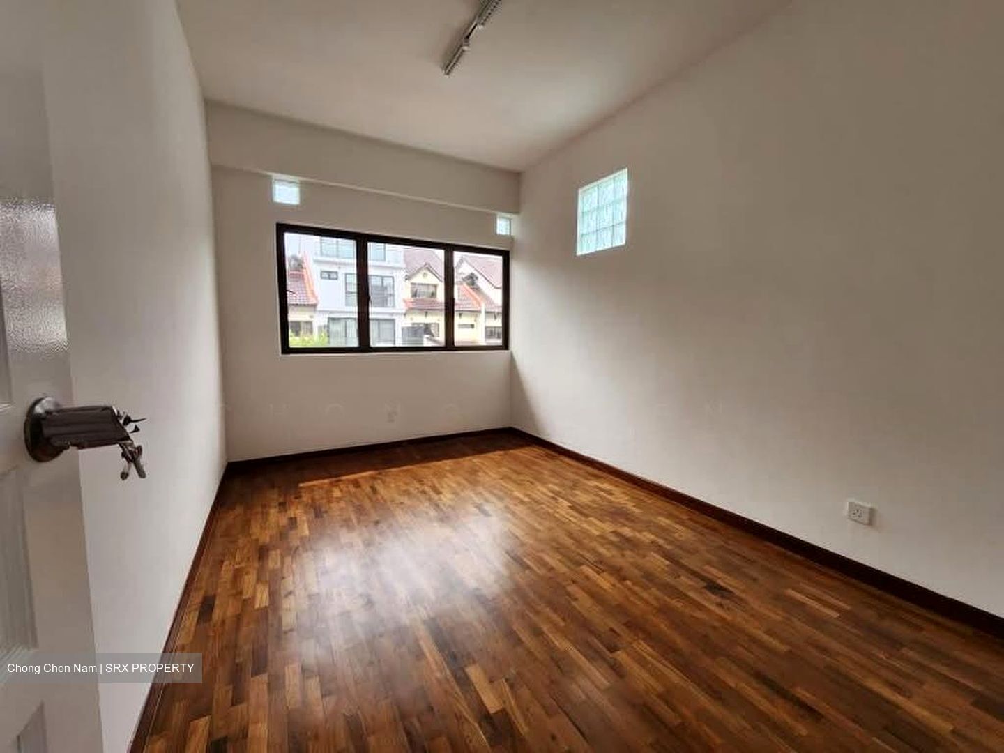 Excelsior Gardens (D16), Terrace #587633721
